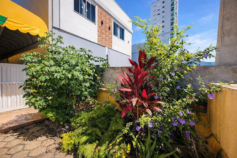 Studio completo 450m da Praia em Porto Belo