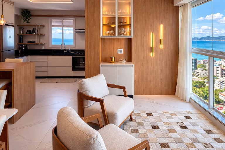 Apartamento 300 Metros do Mar em Itapema