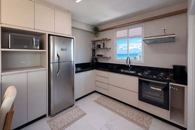 Apartamento 300 Metros do Mar em Itapema