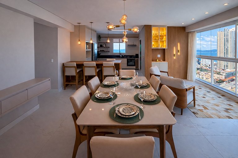 Apartamento 300 Metros do Mar em Itapema