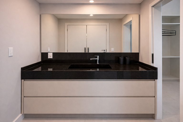 Apartamento 300 Metros do Mar em Itapema