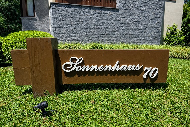 Studio com Lareira e Churrasqueira | Gramado