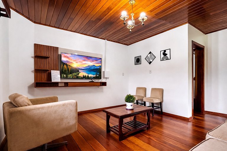 Casa Completa no Centro de Gramado, Ideal para Famílias