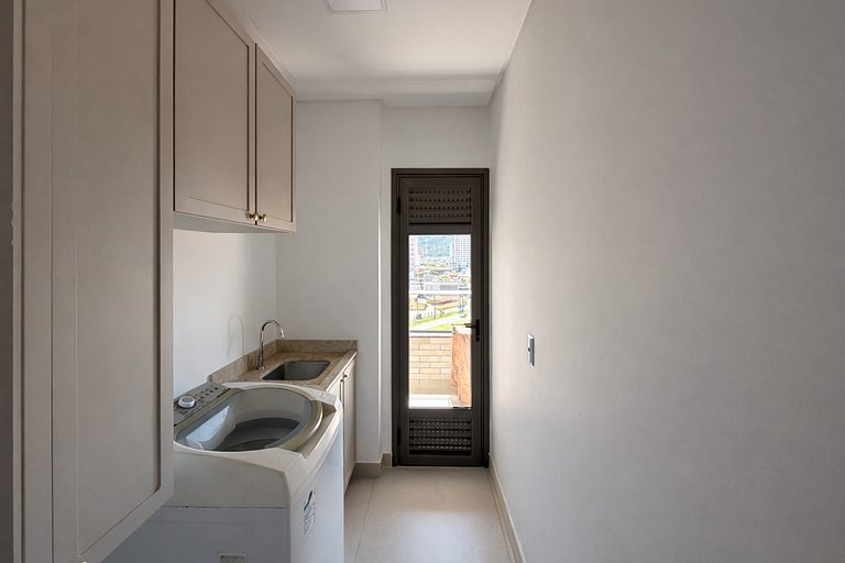 Apartamento 2 Dormitórios | Meia Praia - Itapema