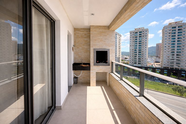 Apartamento 2 Dormitórios | Meia Praia - Itapema