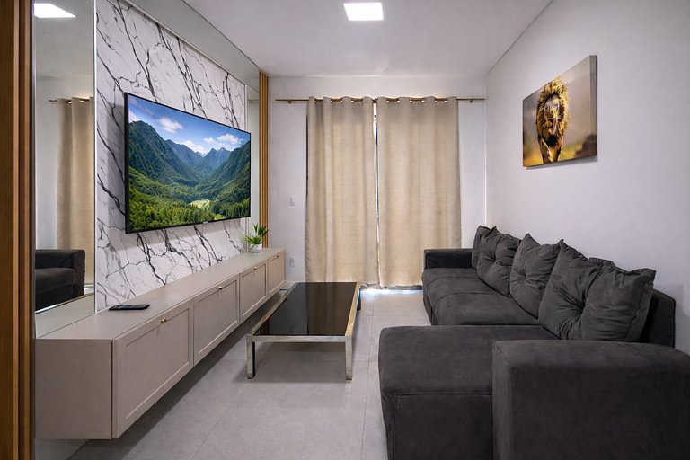 Apartamento 2 Dormitórios | Meia Praia - Itapema