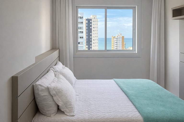 Apartamento Luxuoso 400 m do Mar em Itapema