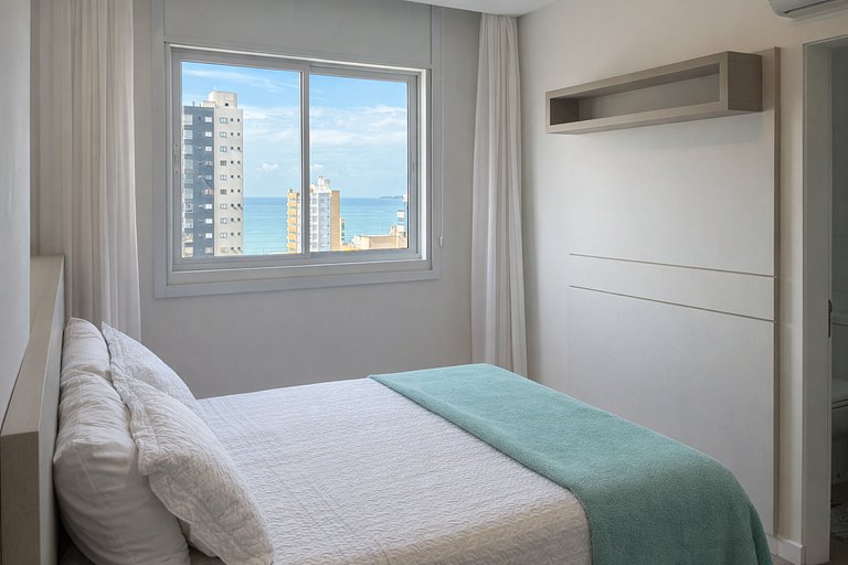 Apartamento Luxuoso 400 m do Mar em Itapema
