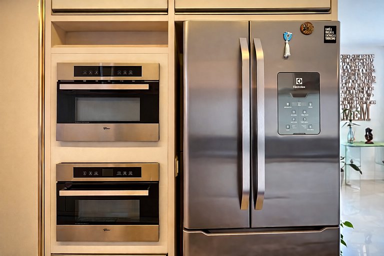 Apartamento Luxuoso 400 m do Mar em Itapema