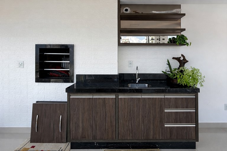 Apartamento Luxuoso 400 m do Mar em Itapema