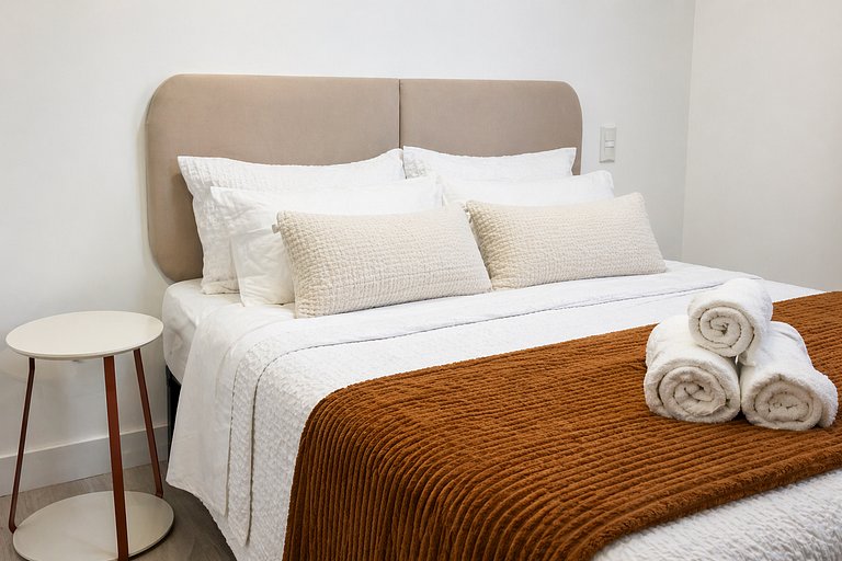 Apartamento 2 Dormitórios | Meia Praia - Itapema