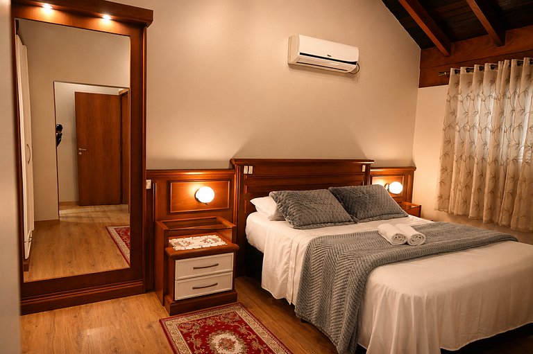 Apartamento Duplex ao lado da Rua Torta | Gramado