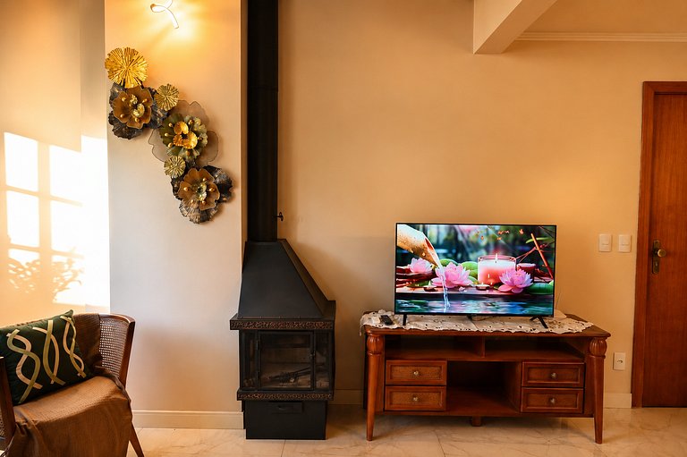 Apartamento Duplex ao lado da Rua Torta | Gramado