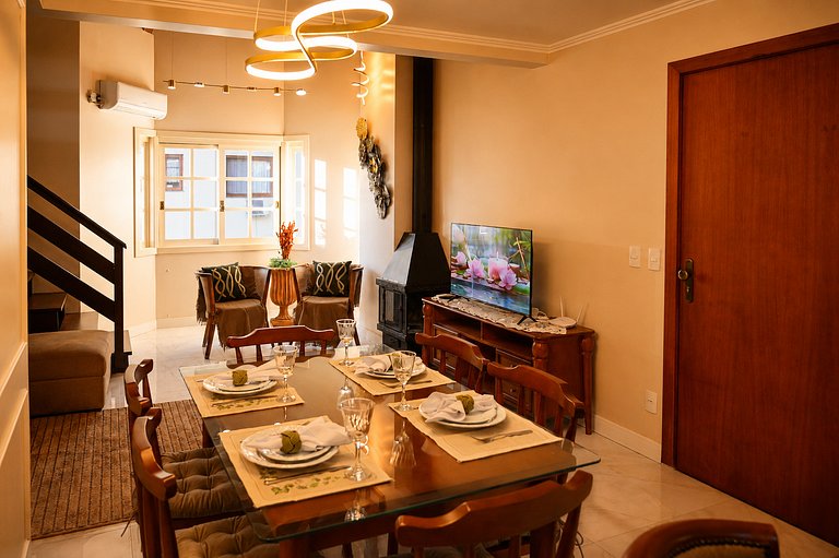 Apartamento Duplex ao lado da Rua Torta | Gramado