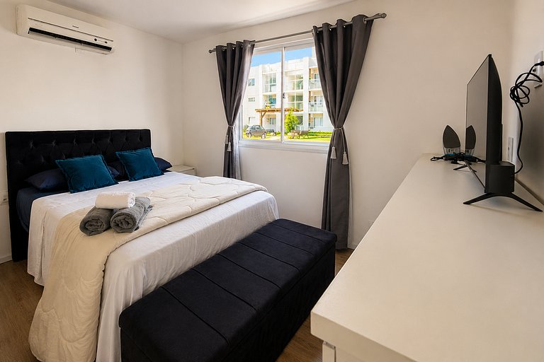 Apartamento com Piscina e Jacuzzi em Porto Belo