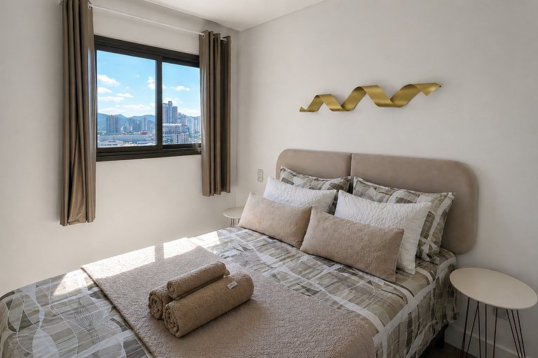Apartamento 2 Dormitórios | Meia Praia - Itapema