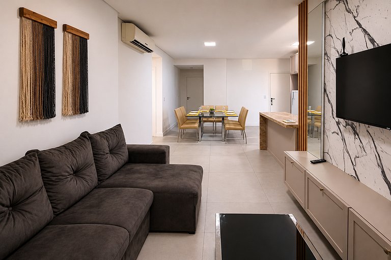 Apartamento 2 Dormitórios | Meia Praia - Itapema