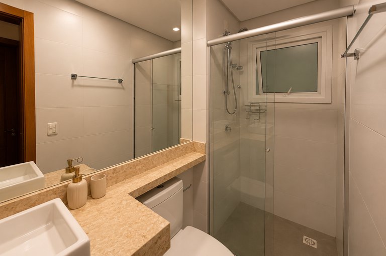 Apartamento com Piscina e Jacuzzi em Gramado