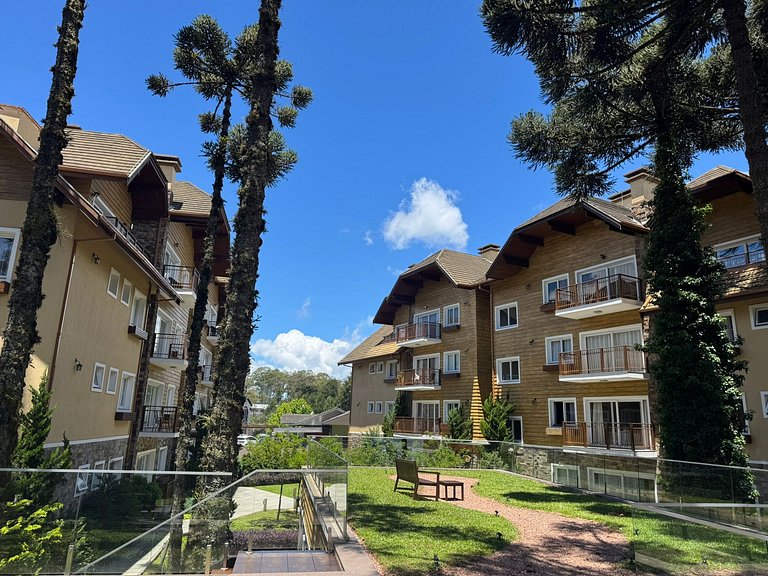 Apartamento com Piscina e Jacuzzi em Gramado