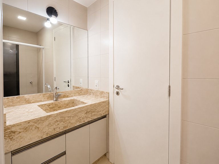 Apartamento 950 Metros do Mar em Itapema