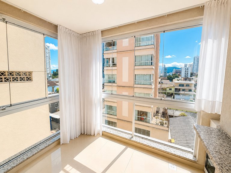 Apartamento 950 Metros do Mar em Itapema