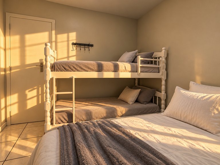 Apartamento 50 m da Praia em Itapema | Vista Mar