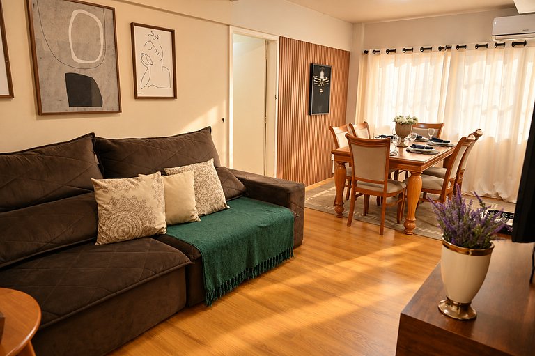 Apartamento ao Lado da Rua Coberta em Gramado