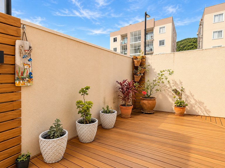 Apartamento com Piscina em Porto Belo