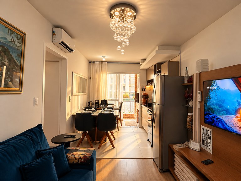 Apartamento com Piscina em Porto Belo