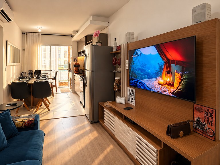 Apartamento com Piscina em Porto Belo