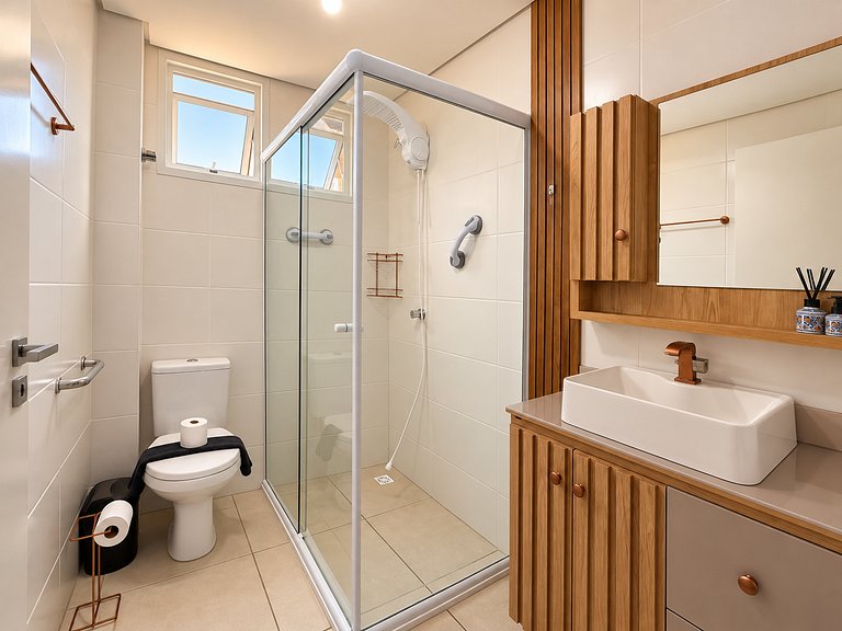 Apartamento com Piscina em Porto Belo